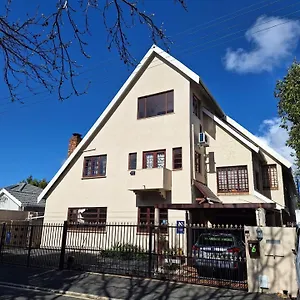 2* Bed & Breakfast Clarence House